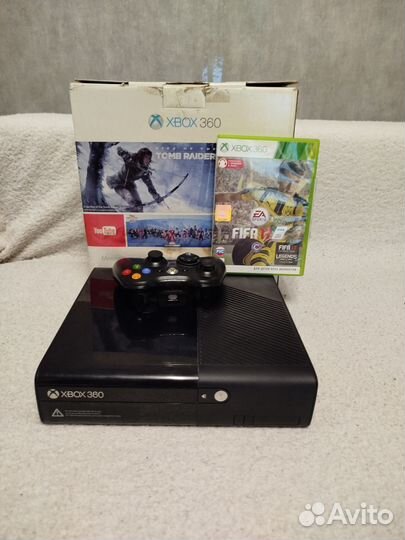 Xbox 360E с играми