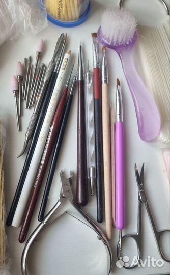 Для наращивания ногтей