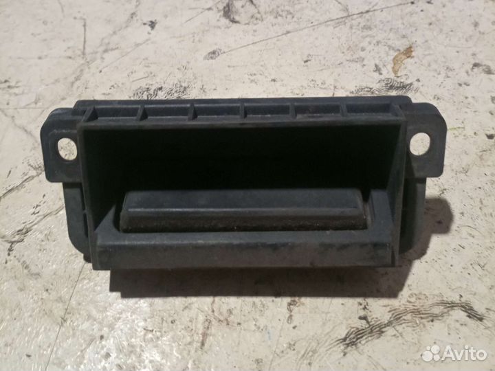 Кнопка багажника Mercedes-Benz S-Class W221