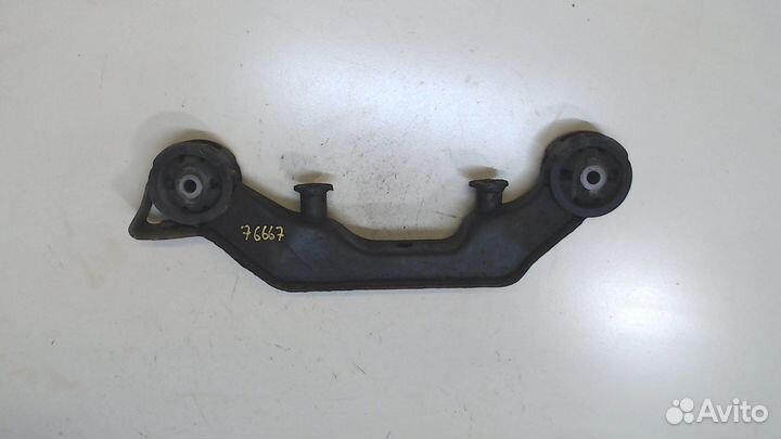 Кронштейн редуктора Lexus RX, 2003