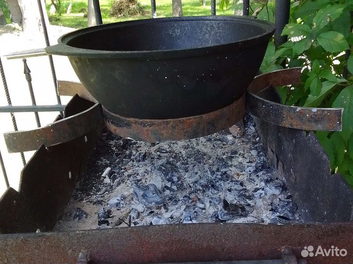 Подставка для казана на мангал-подказанник