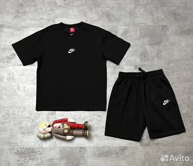 Костюм летний шорты и футболка Nike