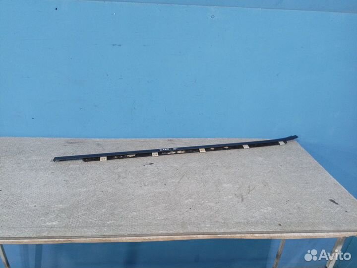 Молдинг стекла задний левый Kia Ceed 1 (ED)