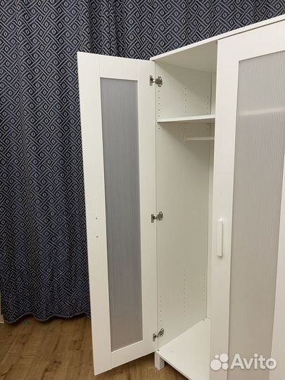 Шкаф белый распашной бу