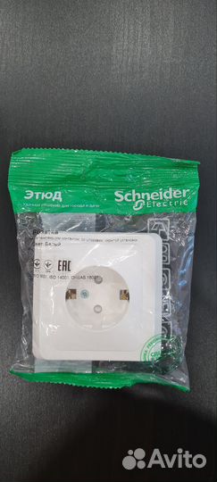 Розетки Schneider
