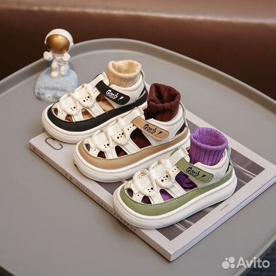 Сандали детские