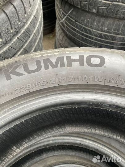 Kumho Ecsta HS52 225/55 R17 101W