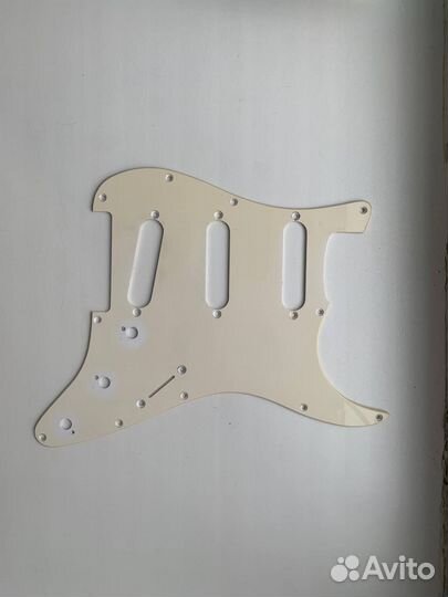Пикгард stratocaster sss