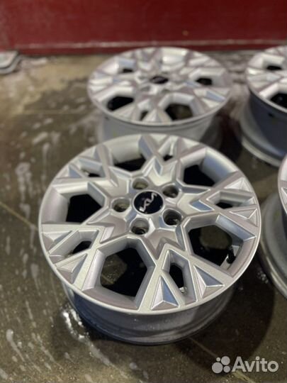 Оригинальные диски R16 KIA ceed 2022