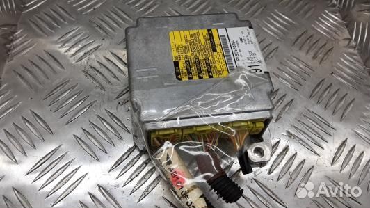 Блок управления airbag toyota corolla verso 2 (99T