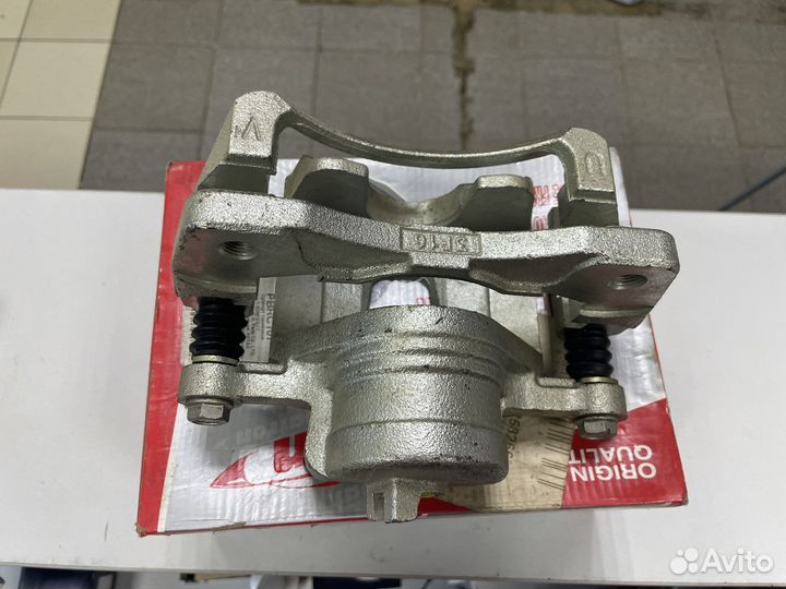 Chevrolet lacetti суппорт передний правый pbrc107