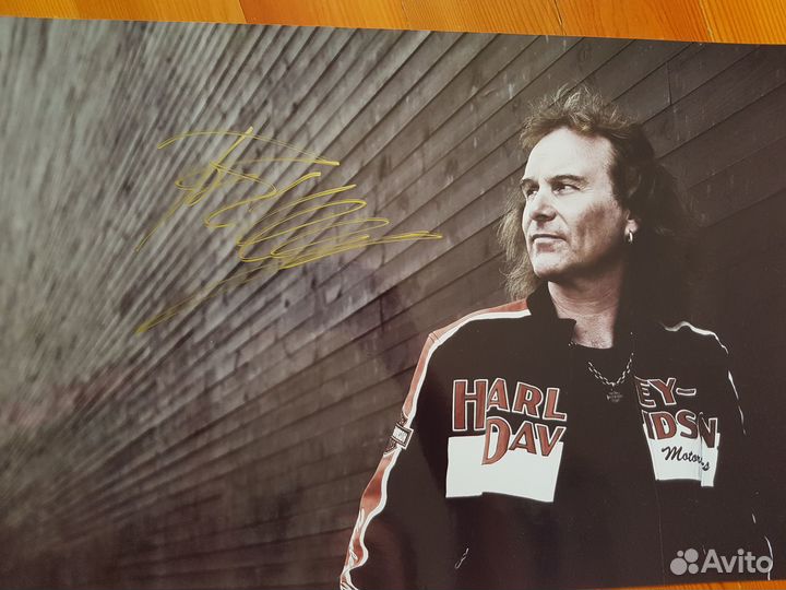 Автограф Running Wild Under Jolly Roger