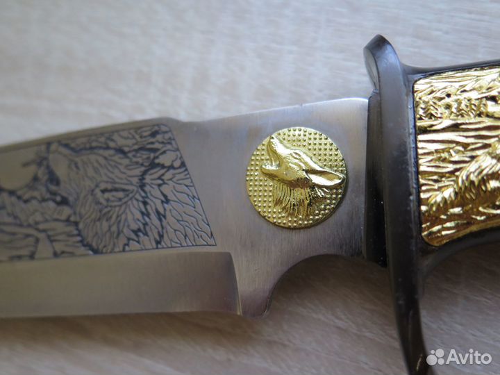 Сувенирный охотничий нож
