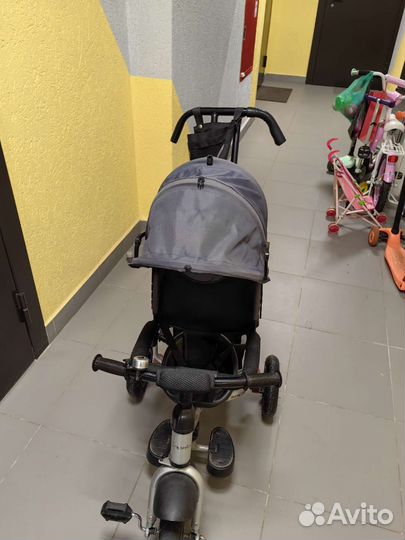 Трехколесный велосипед