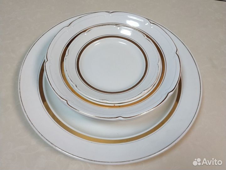 Блюдо, тарелки, клеймо зик, Конаково