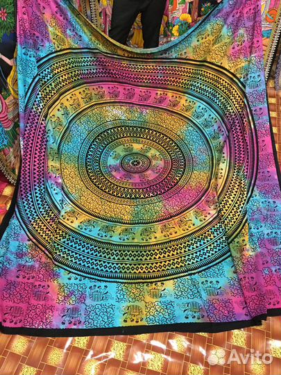 Текстильная мандала из Индии