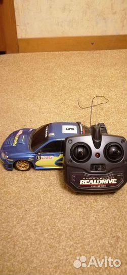 Машинка Субару на пульте управления