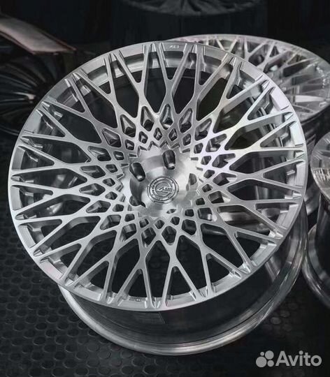 Кованые диски R22