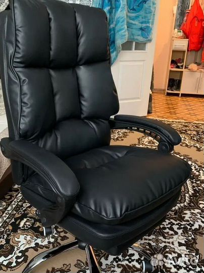 Компьютерное кресло Boss с функцией массажа