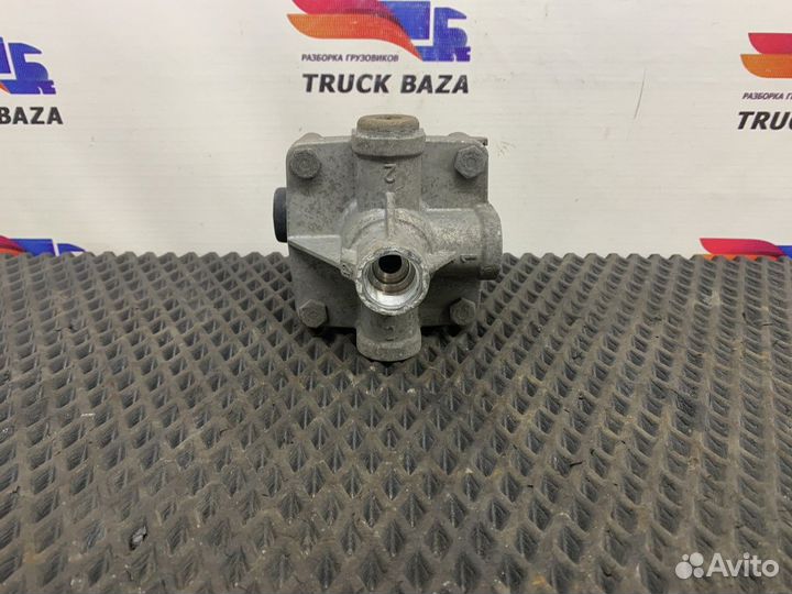 Клапан ускорительный