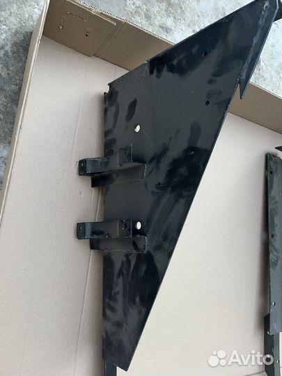 Кронштейн для ящика аккумуляторного