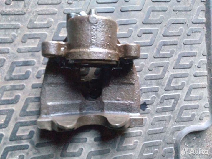 Левый передний тормозной суппорт, форд фокус 2 рес