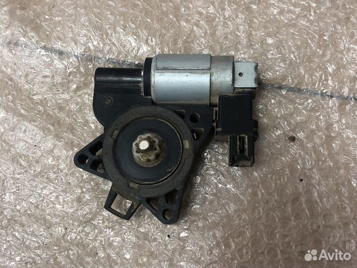 Моторчик стеклоподъемника mazda 6