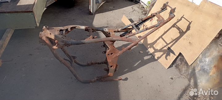 Запчасти на мотоцикл suzuki bandit 1250f