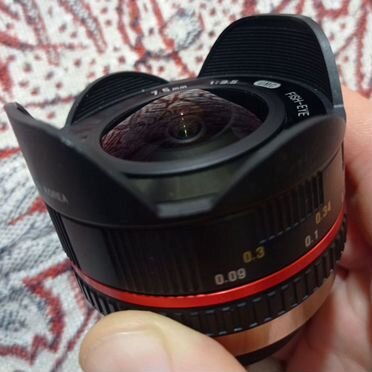 Обьектив Samyang 7.5mm f/3.5 MFT