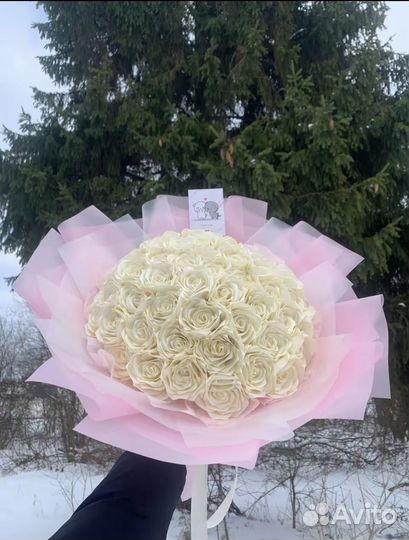 Букет из атласных роз