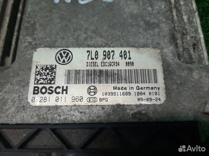 Блок управления двс volkswagen Touareg (7L) 2006