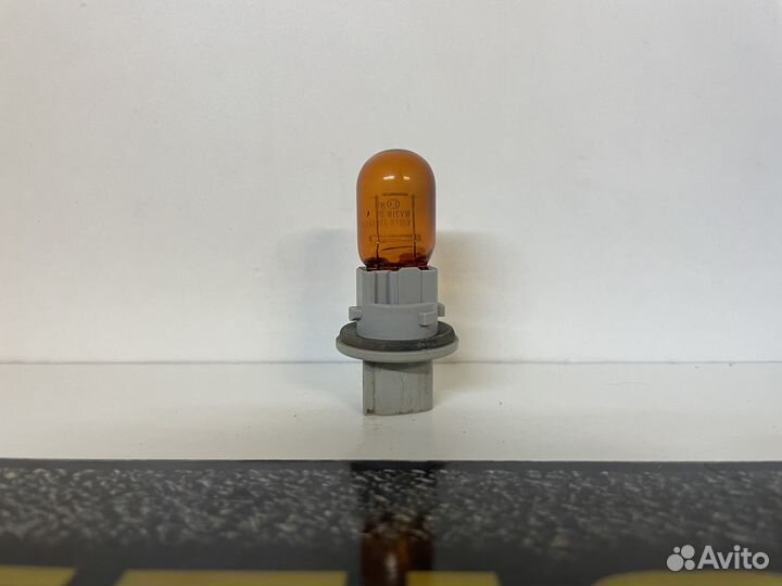 Патрон лампы Lexus Лексус Toyota Тойота