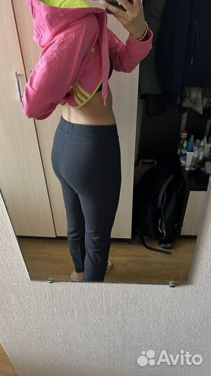 Спортивный костюм женский