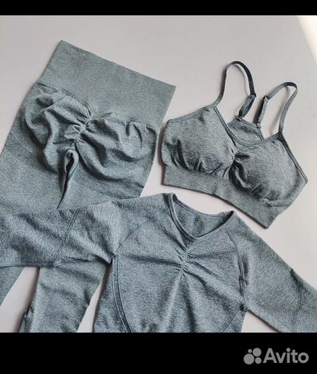 Костюм тройка для фитнеса новый