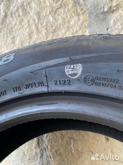 Grenlander Winter GL868 215/60 R17 96H