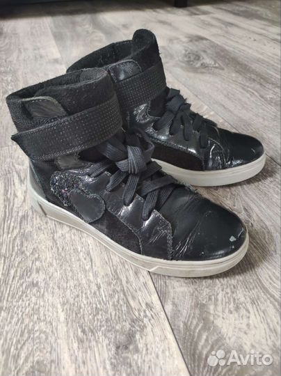 Ботинки для девочки демисезонные