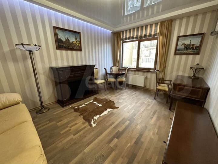 2-к. квартира, 71 м², 1/10 эт.