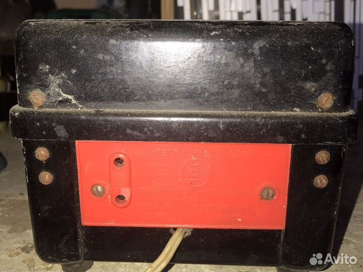 Стабилизатор напряжения СССР