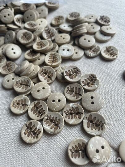 Кокосовые пуговицы