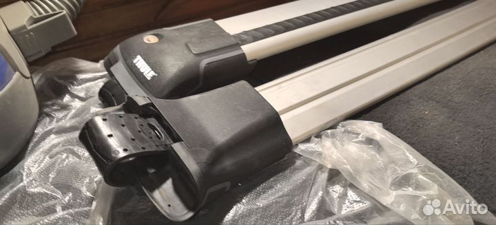 Багажник (поперечины) Thule