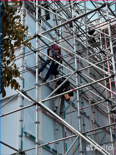 Строительные леса для сцен Layher подиумы/траверсы