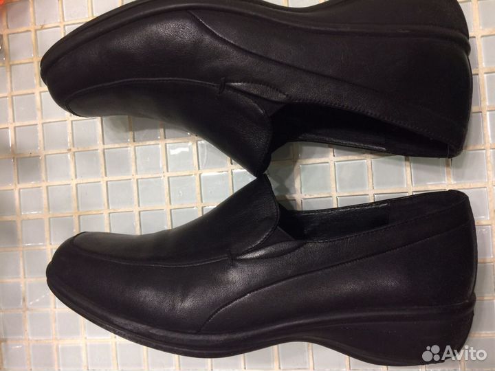 Ботинки женские