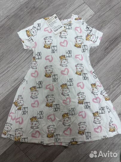 Комплект и платья новые пакетом 122