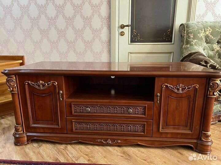 Тумба под тв