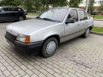 Opel Kadett 1.3 MT, 1986, 456 000 км, с пробегом, цена 128 000 руб.