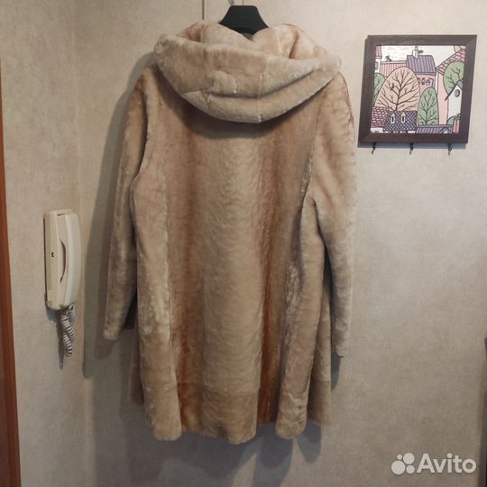 Шуба(полушубок) женский мутоновый