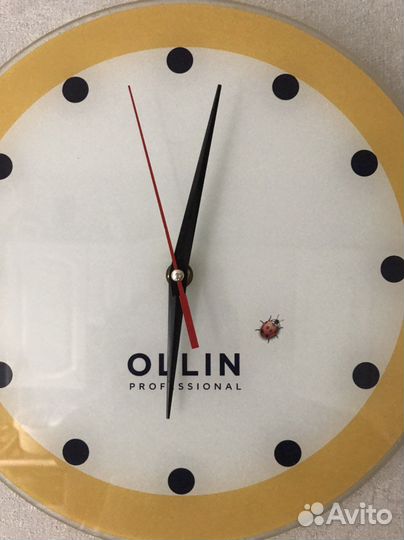 Часы настенные новые