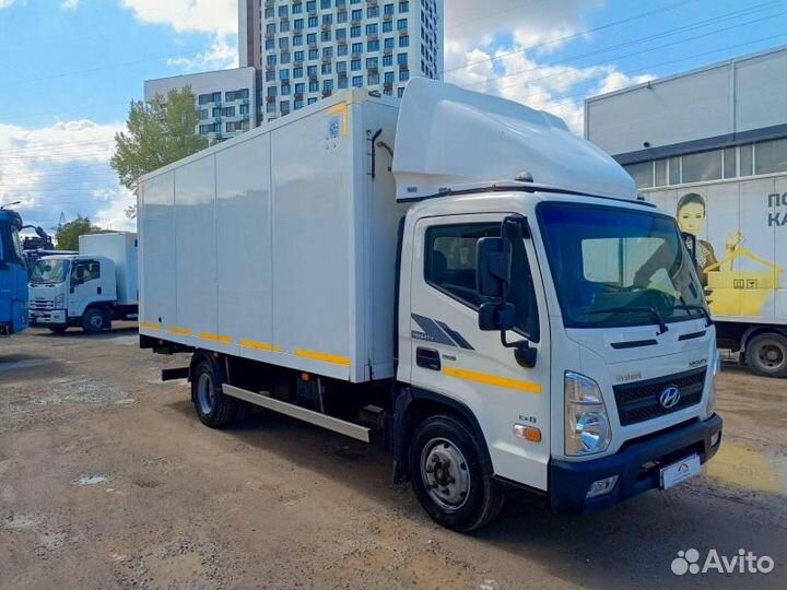 Hyundai Mighty EX8, 2021