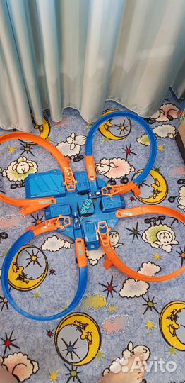 Hot wheels трекбабочка