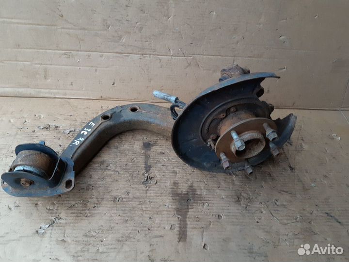 Кулак поворотный задний бмв Е36